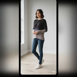 Michael Kors Ombre cable knit sweater Size Small.